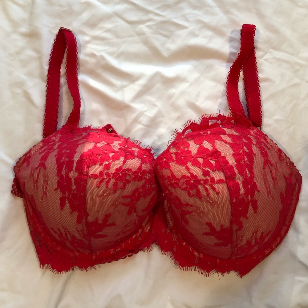 Victoria’s Secret Red Lace Demi